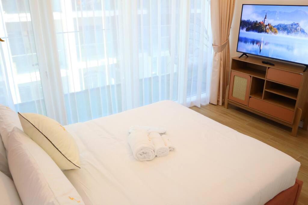 Appartement Lovely 3br Oasis With Pool & Private Parking In Masdar Abu Dhabi