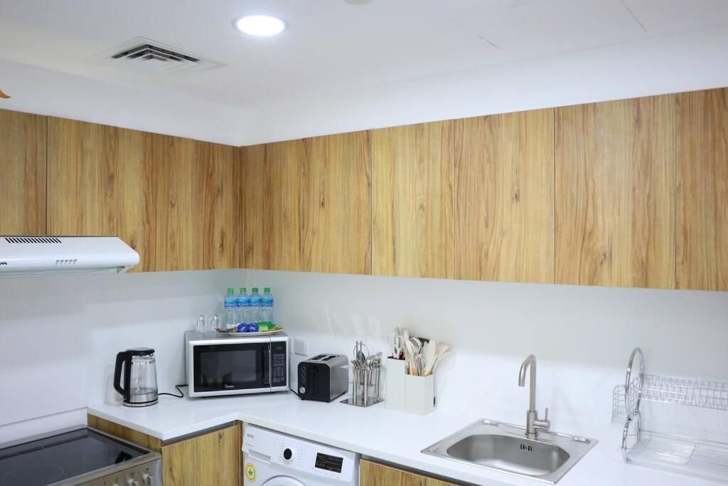 Appartement Lovely 3br Oasis With Pool & Private Parking In Masdar Abu Dhabi